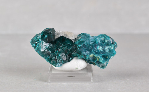 Dioptase from tantara mine - tantara,